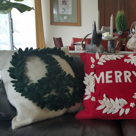 Arcadia Home Wool Pillow-Green Peace on Cream - Picture 7 of 7